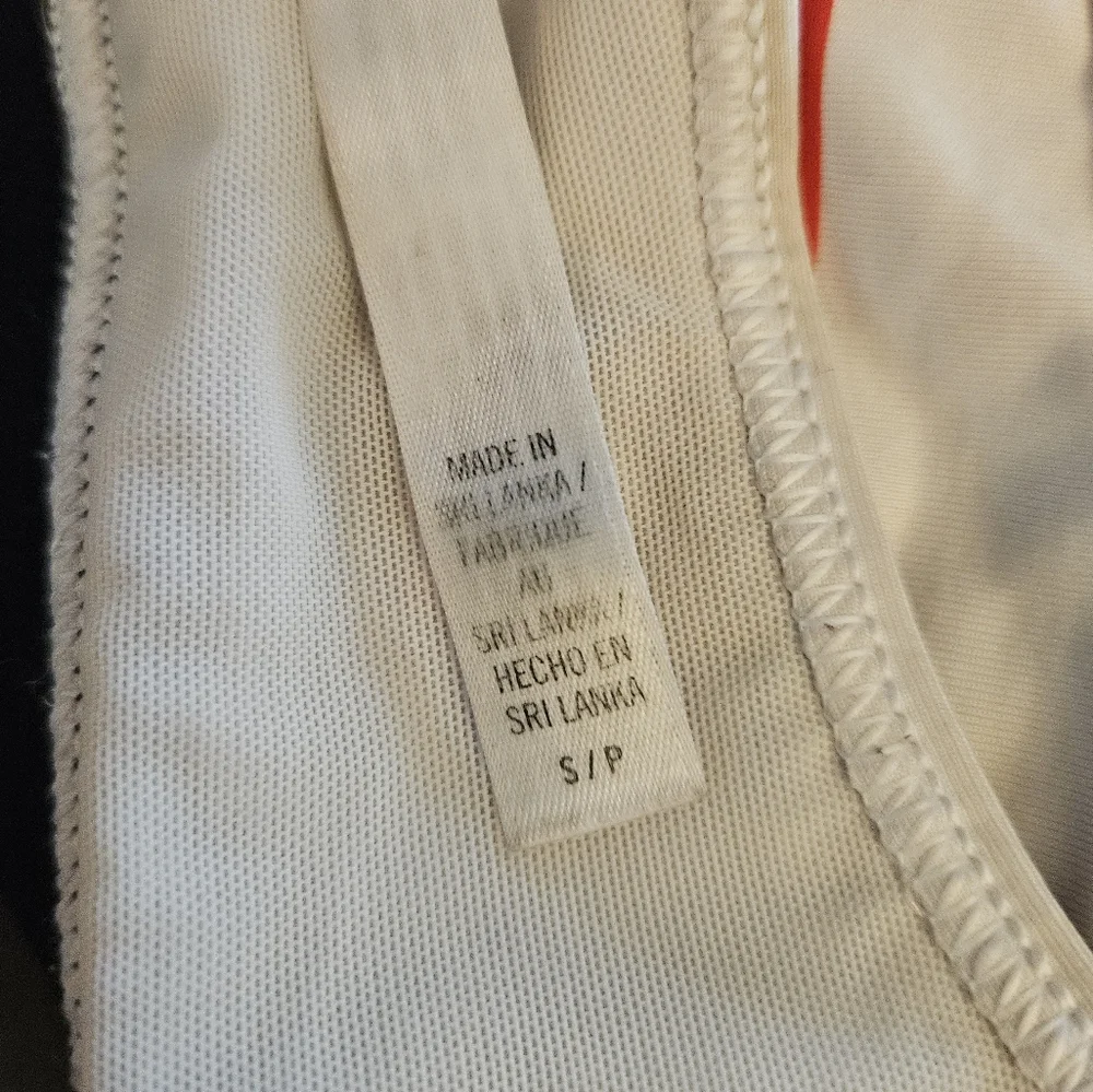 Victoria's Secret 'The Player' Sports Bra - Size Small 💪 - Picture 4 of 6